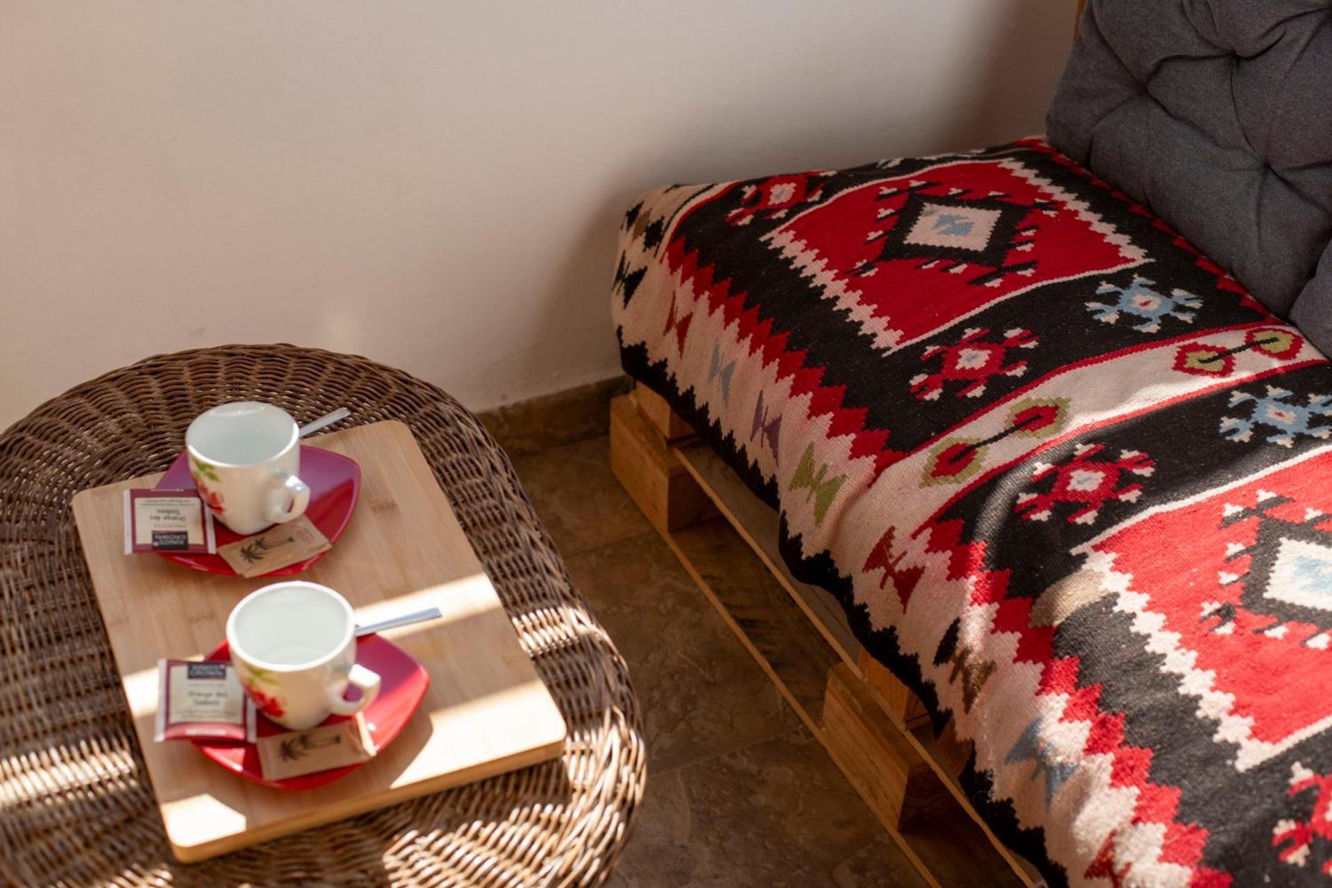 Tirana Center - Family & Friends - 3Bdr - Perfect For 8 Tirana