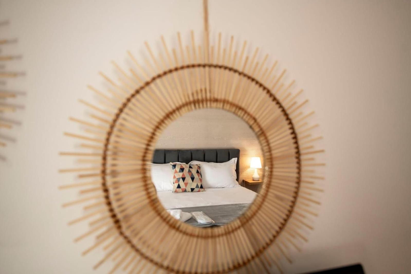 Apartament Tirana Center - Family & Friends - 3Bdr - Perfect For 8 *