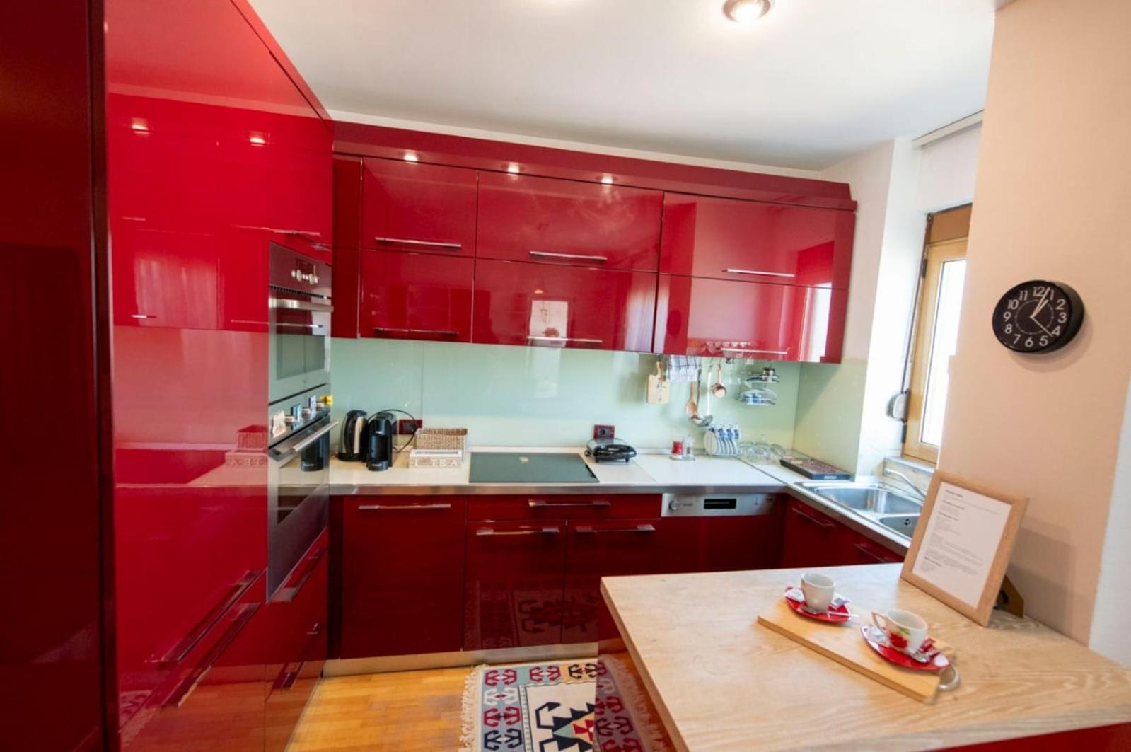 Apartament Tirana Center - Family & Friends - 3Bdr - Perfect For 8 Tirana